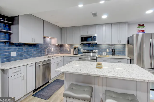 $1,900 | 4915 Lake Forest Drive Southeast, Conyers, GA 30094