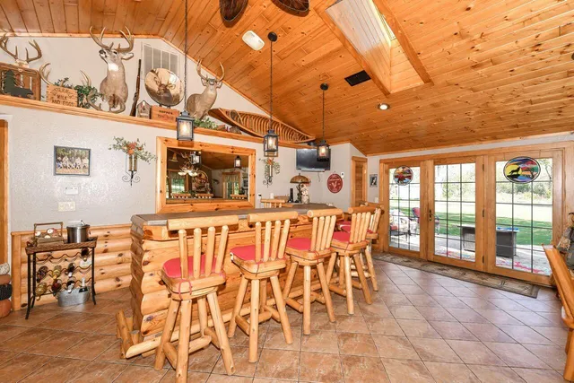 $875,000 | W179S8246 Pioneer Drive, Muskego, WI 53150