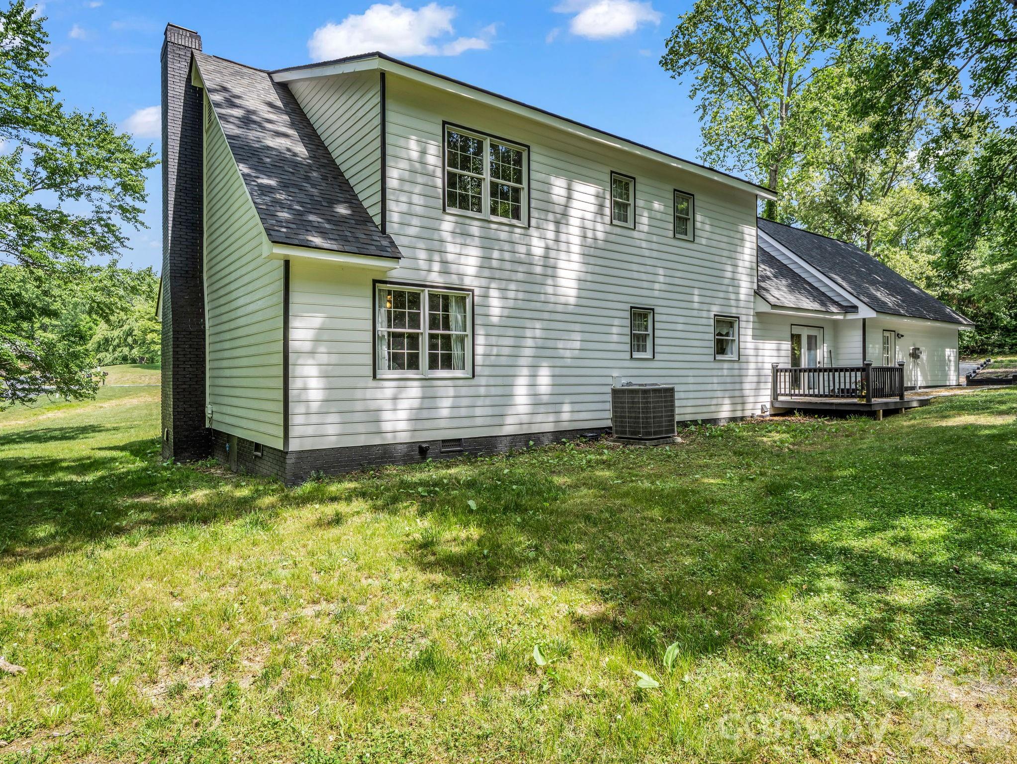 213 Raintree Drive Hendersonville, NC 28791 - Photo 8 of 48