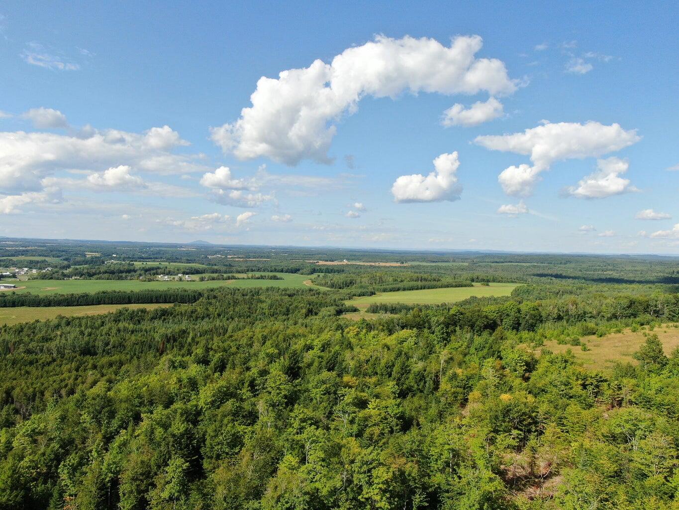 19 B Callnan Road Houlton, ME 04730 - Photo 3 of 13 20220818161212558680000000-o