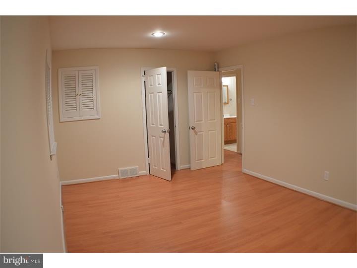 10037 Bridle Road Philadelphia, PA 19116 - Photo 12 of 15 Unit #2