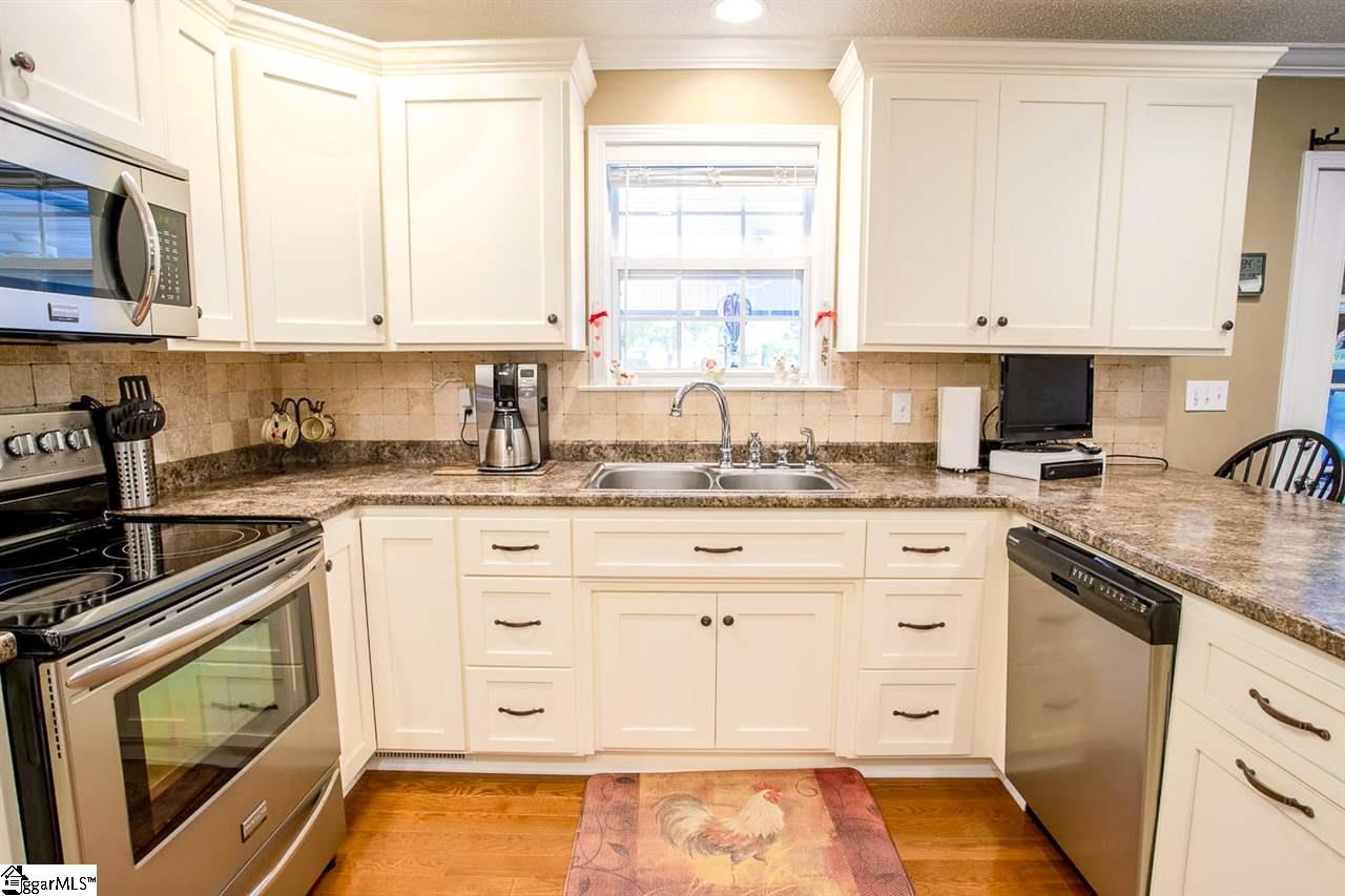 120 Bowlan Road Belton, SC 29627 - Photo 9 of 36 Gallery Image 9