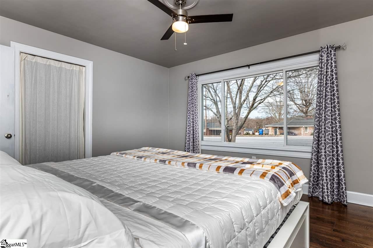 203 Hunts Bridge Road Greenville, SC 29617 - Photo 12 of 24
