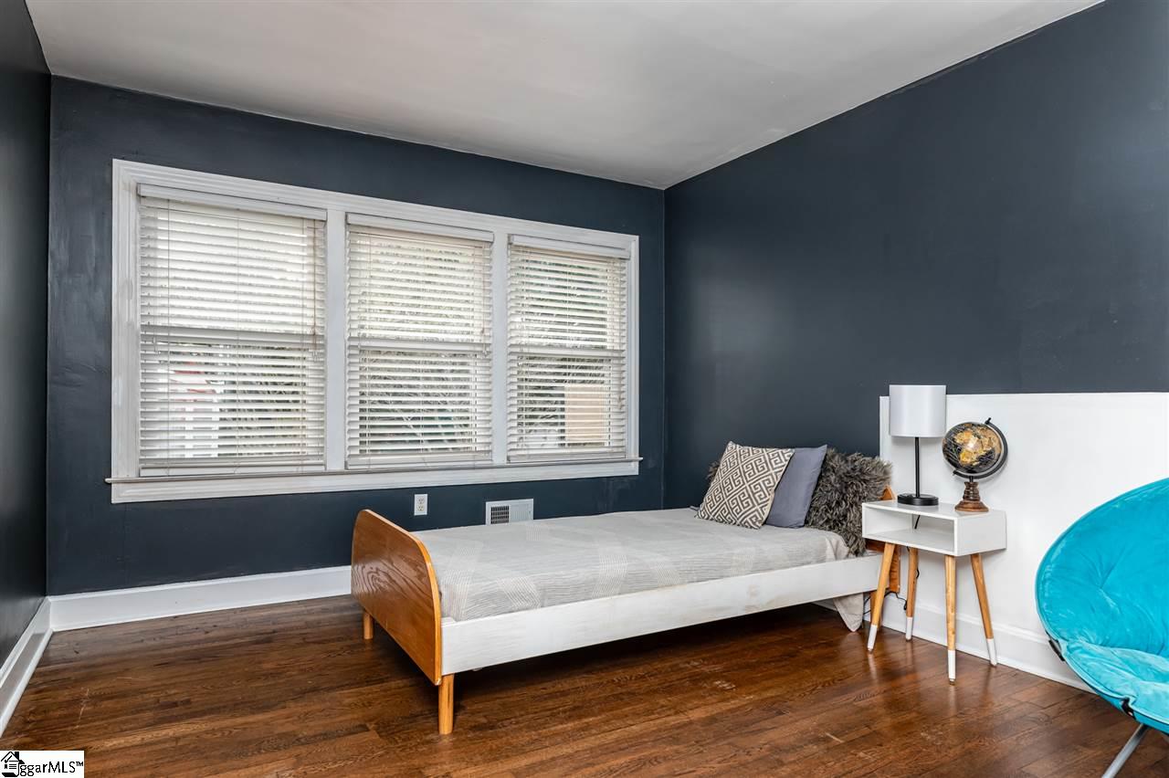 203 Hunts Bridge Road Greenville, SC 29617 - Photo 5 of 24