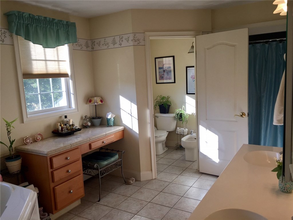 76 Hines Road Cumberland, RI 02864 - Photo 27 of 40 Second Floor Bath ~Double Sinks, Whirlpool Tub & Shower