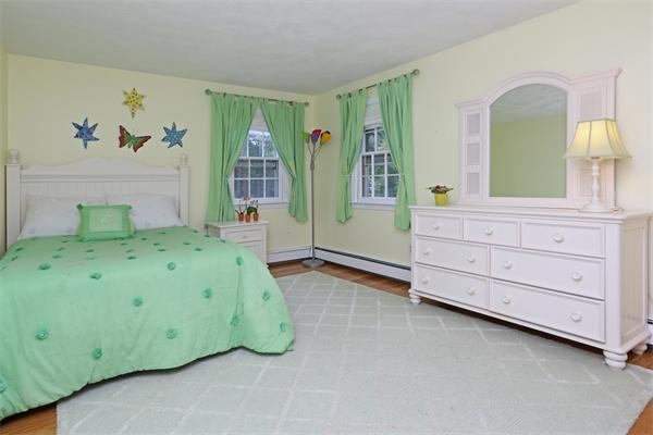 57 Harrington Ridge Road Sherborn, MA 01770 - Photo 10 of 13 Gallery Image 10