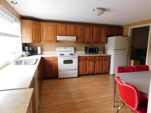 128 Newton Road, Unit 22 Plaistow, NH 03865 - Photo 3 of 19