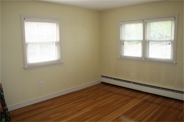 5 Moore Street Peabody, MA 01960 - Photo 11 of 20 Gallery Image 11