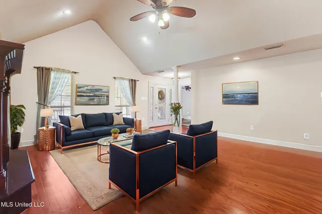 $298,000 | 5719 Anoai Way, Diamondhead, MS 39525