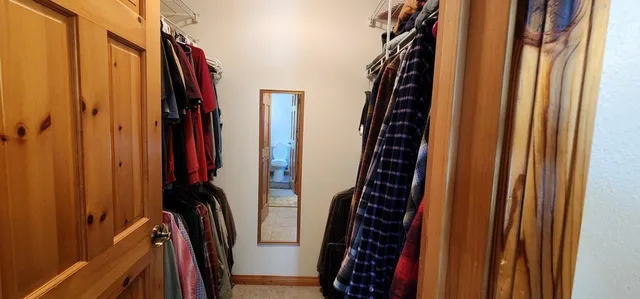 $742,000 | 1661 North 25th Highway, Evans, WA 99126