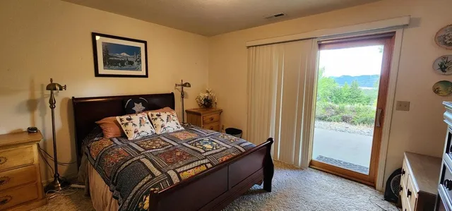 $742,000 | 1661 North 25th Highway, Evans, WA 99126