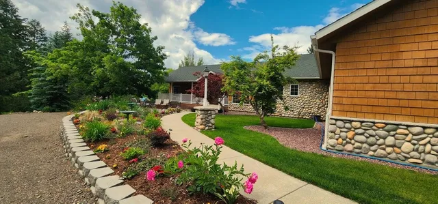 $742,000 | 1661 North 25th Highway, Evans, WA 99126