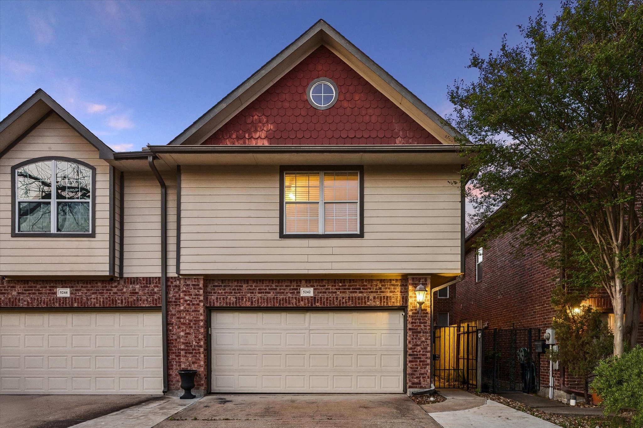 Welcome to 5242 Eigel in Cottage Grove!