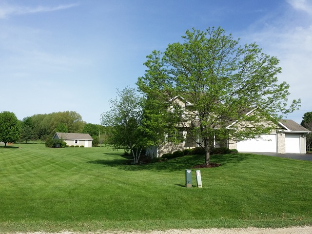 5186 East Walden Road Byron, IL 61010 - Photo 1 of 21