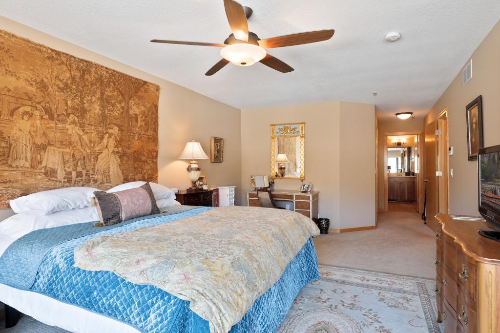 302 Spring Street St. Paul, MN 55102 - Photo 18 of 36 Gallery Image 18