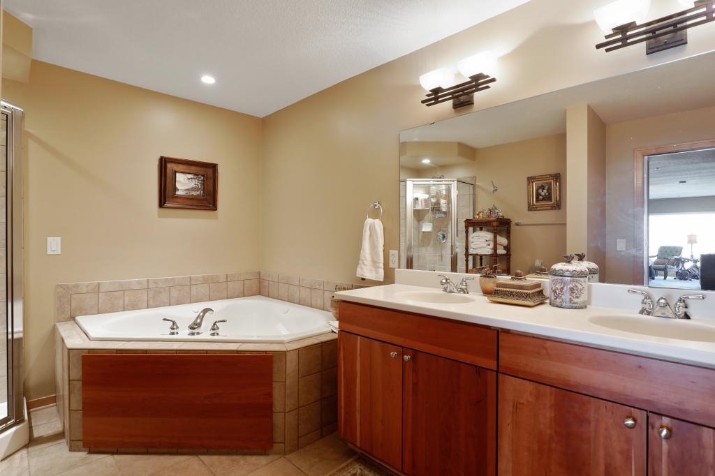 302 Spring Street St. Paul, MN 55102 - Photo 20 of 36 Gallery Image 20