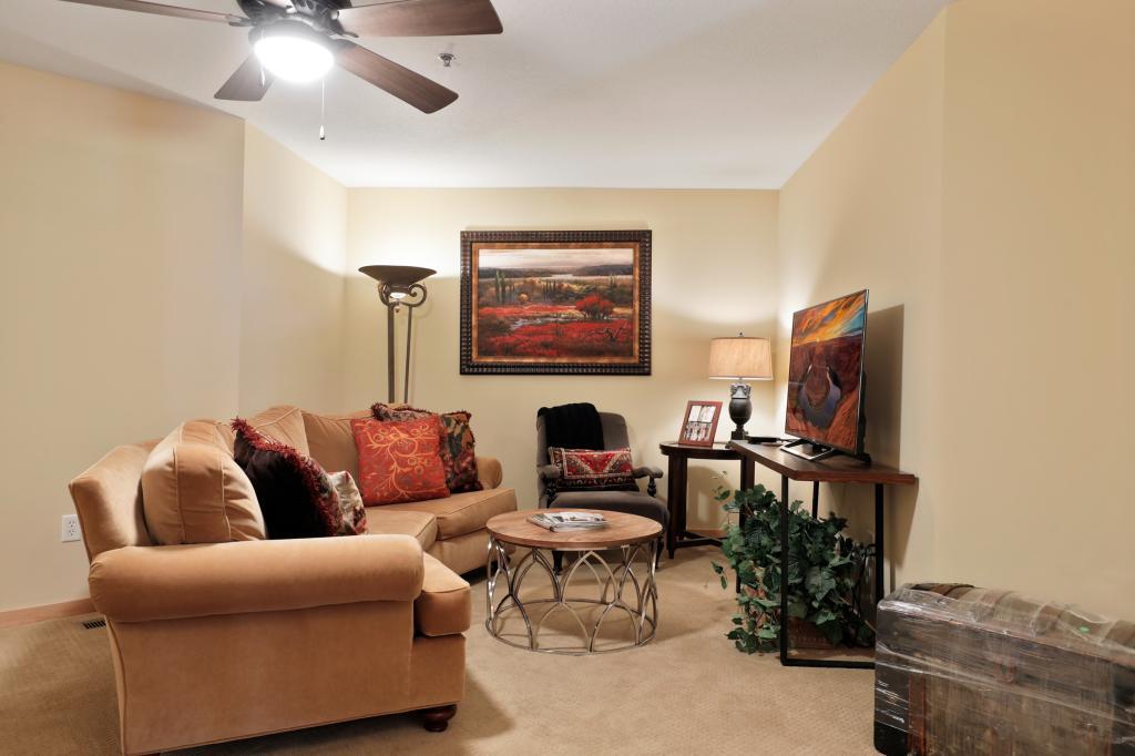 302 Spring Street St. Paul, MN 55102 - Photo 25 of 36 Gallery Image 25
