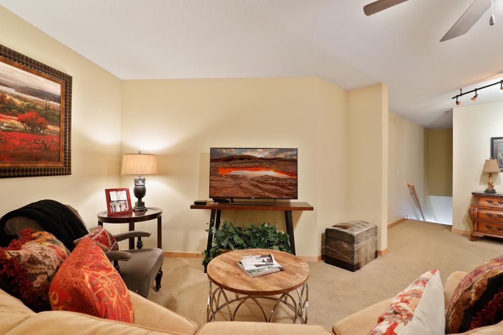 302 Spring Street St. Paul, MN 55102 - Photo 26 of 36 Gallery Image 26