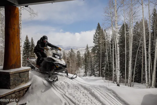 $11,275,000 | 575 Pilgrim Drive, Edwards, CO 81632