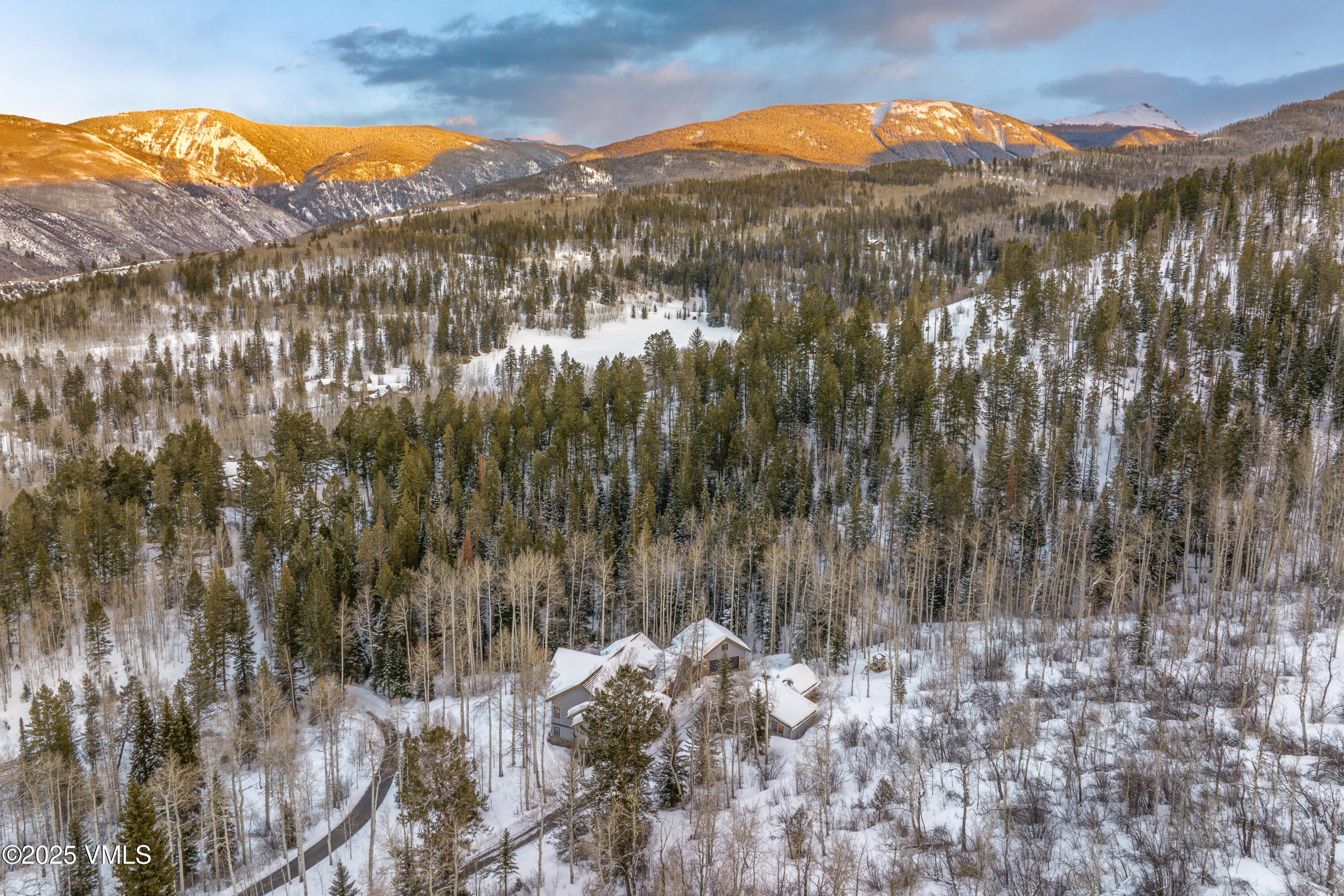 575 Pilgrim Drive Edwards, CO 81632 - Photo 42 of 109 NY Range View on 575 Pilgrim Downs