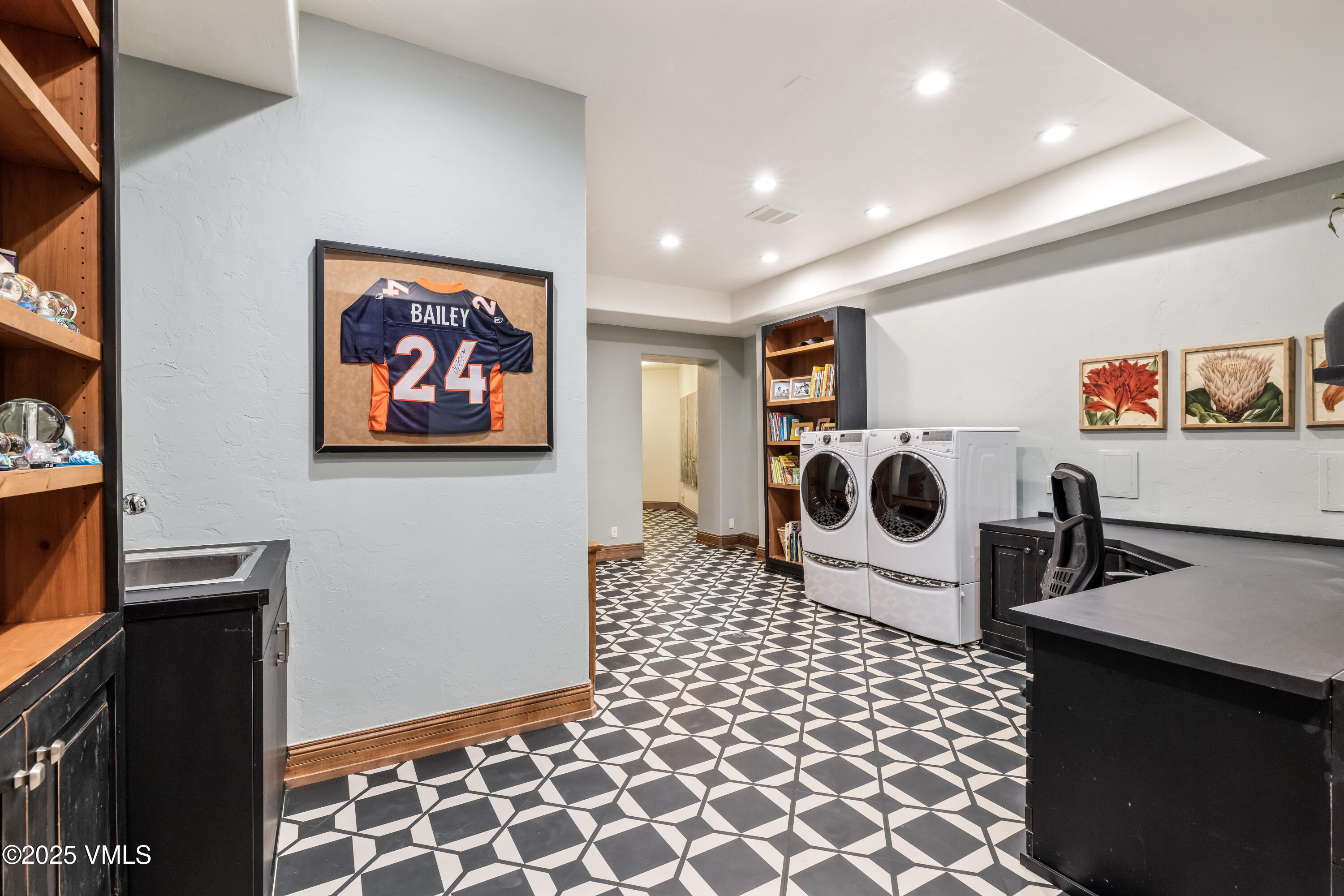 575 Pilgrim Drive Edwards, CO 81632 - Photo 81 of 109 Lock Off Unit in Main House w Loft