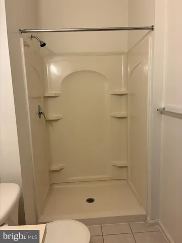 $2,400 | 46 Reading Avenue, Trenton, NJ 08618