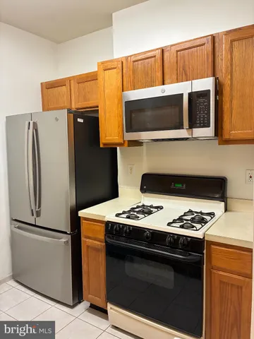 $2,600 | 46 Reading Avenue, Trenton, NJ 08618