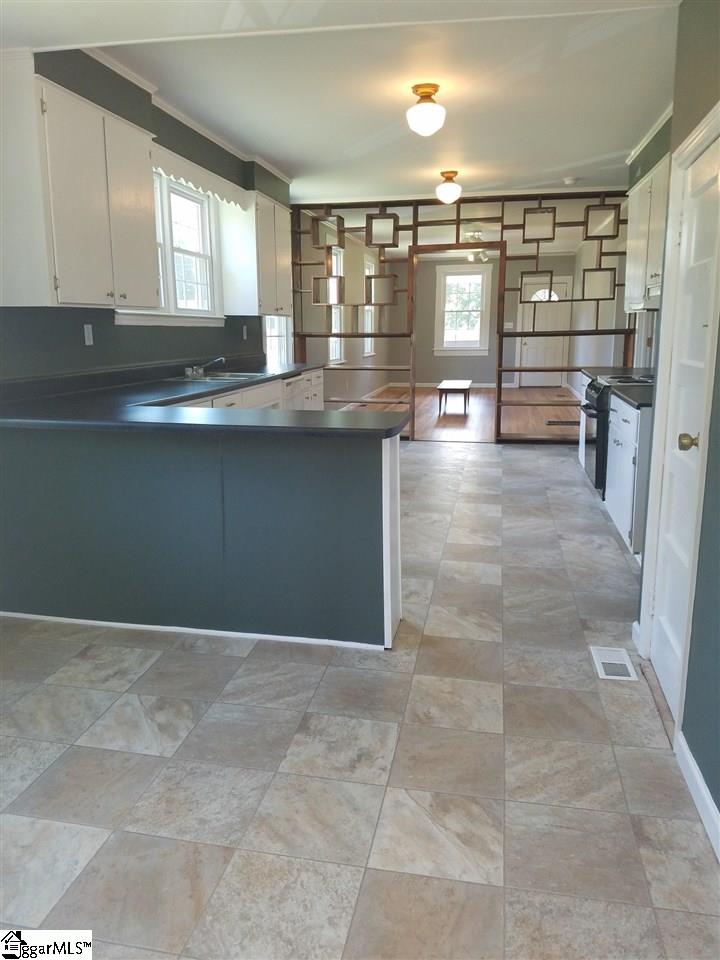 116 Pine Ridge Road Lyman, SC 29365 - Photo 8 of 20 Gallery Image 8