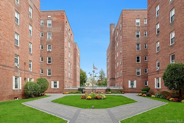 $195,000 | 60 Locust Avenue, Unit A207, New Rochelle, NY 10801