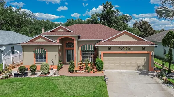 $444,000 | 813 Innergary Place, Valrico, FL 33594