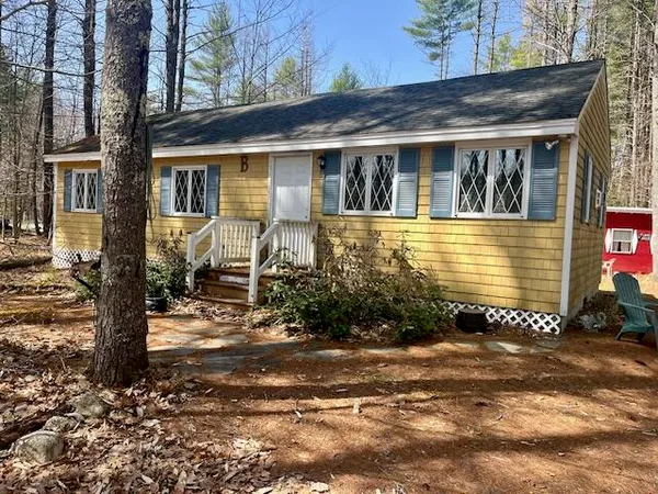 $200,000 | 87 Gore Road, Naples, ME 04055