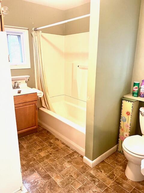 87 Gore Road Naples, ME 04055 - Photo 13 of 23 87 Gore Road Bathroom1