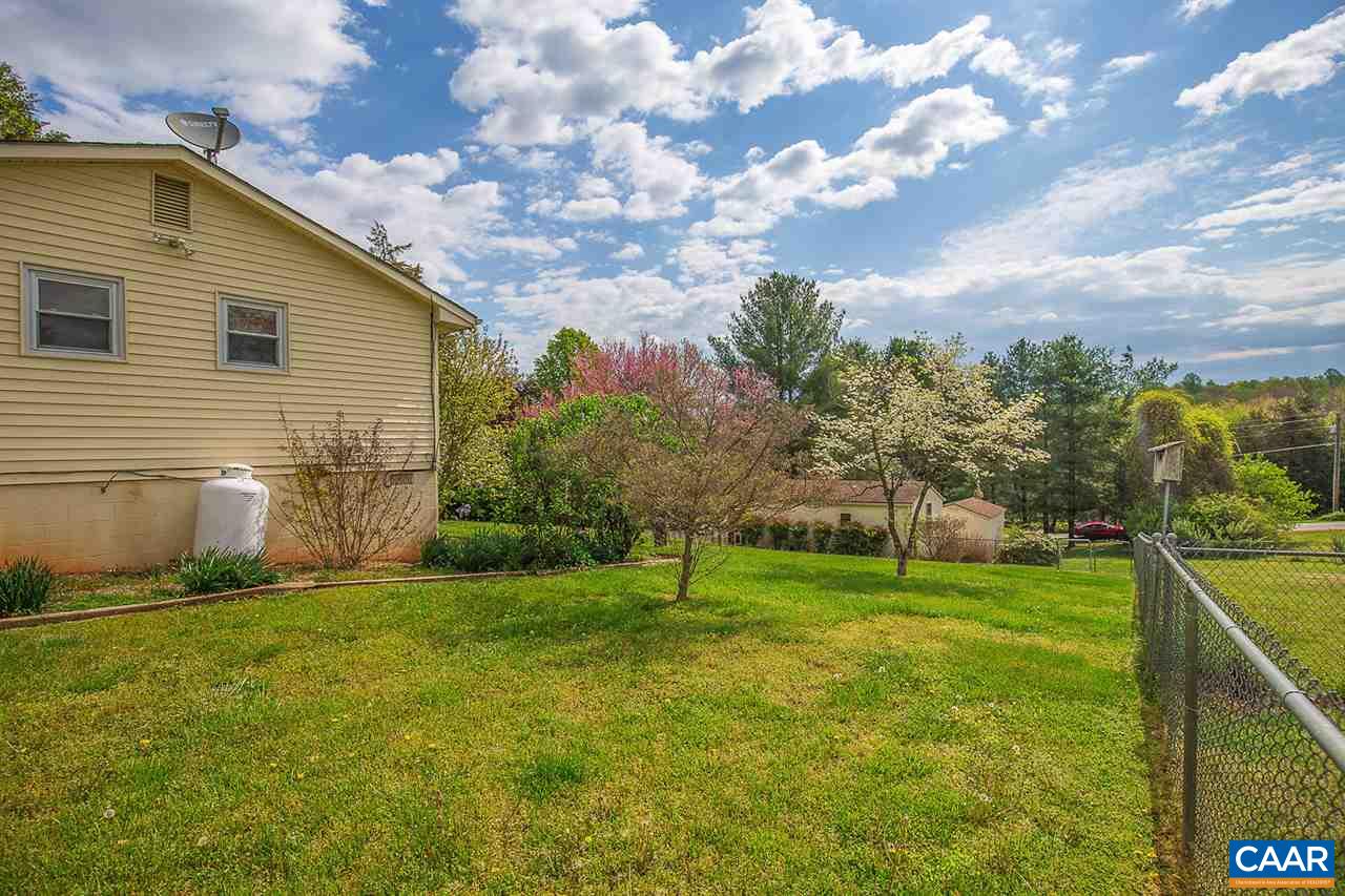 52 Morning Glory Road Ruckersville, VA 22968 - Photo 17 of 38 a view of a backyard with large trees