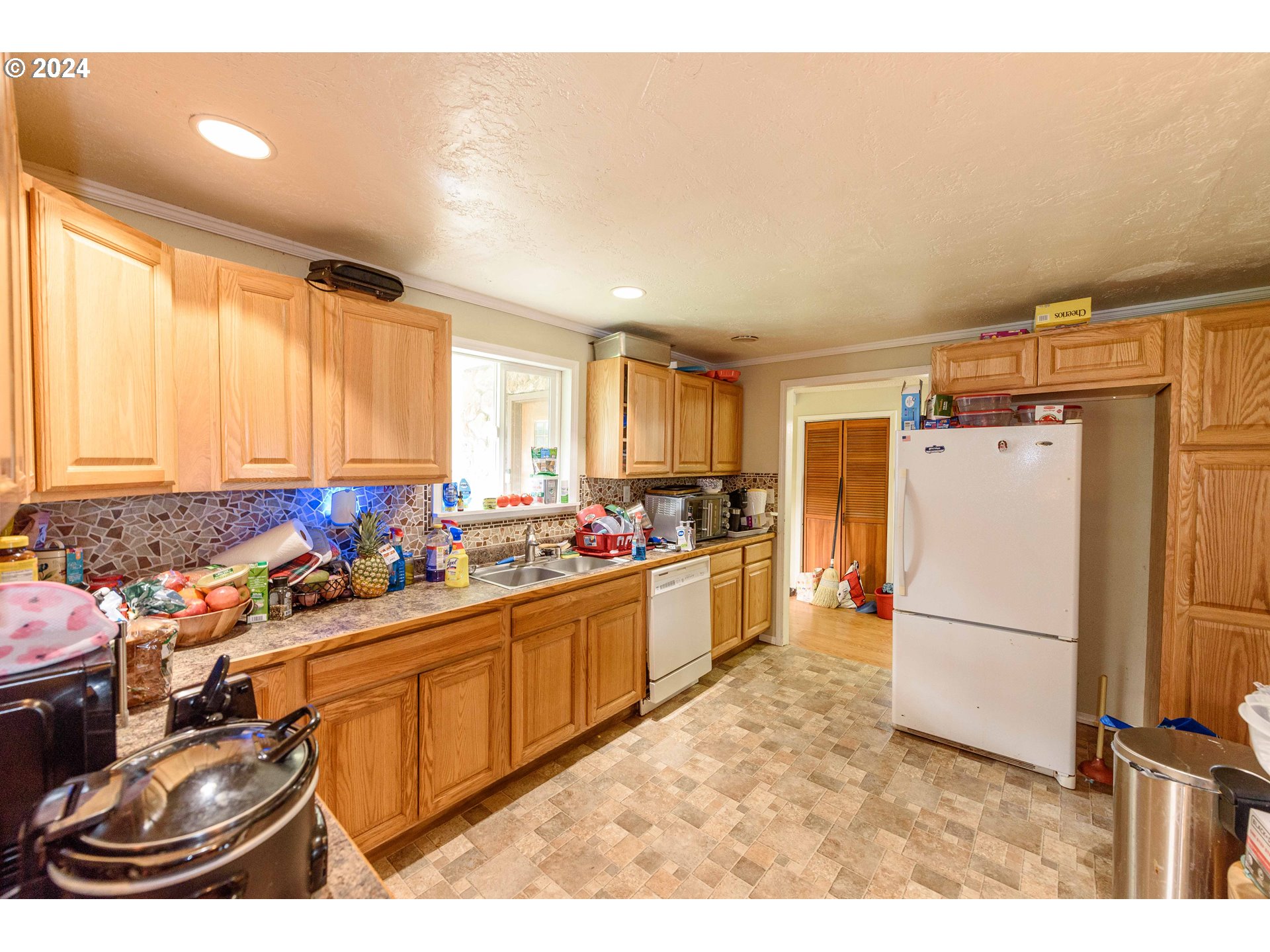 63556 Grand Road Coos Bay, OR 97420 - Photo 16 of 39 Gallery Image 16