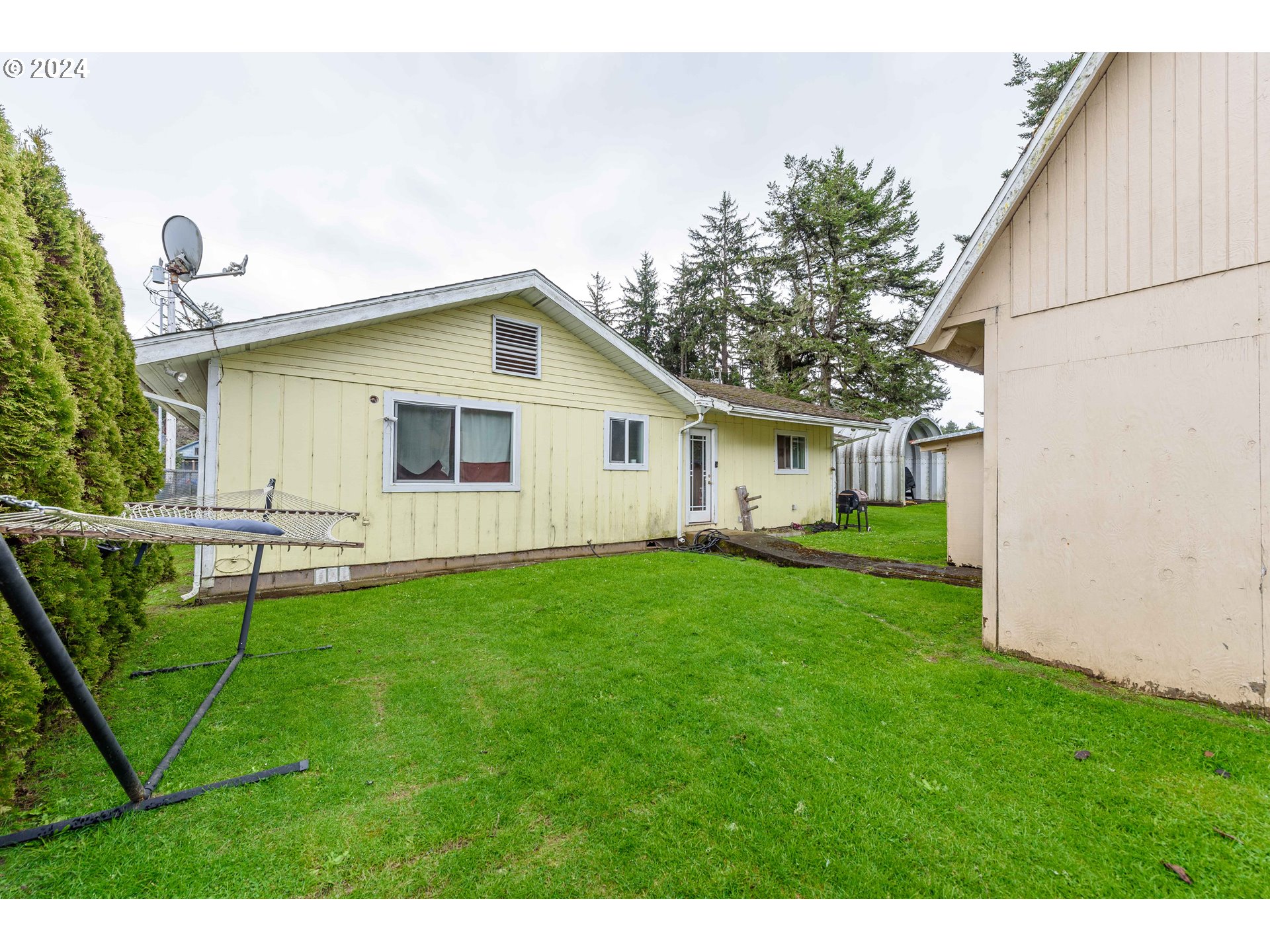 63556 Grand Road Coos Bay, OR 97420 - Photo 34 of 39 Gallery Image 34