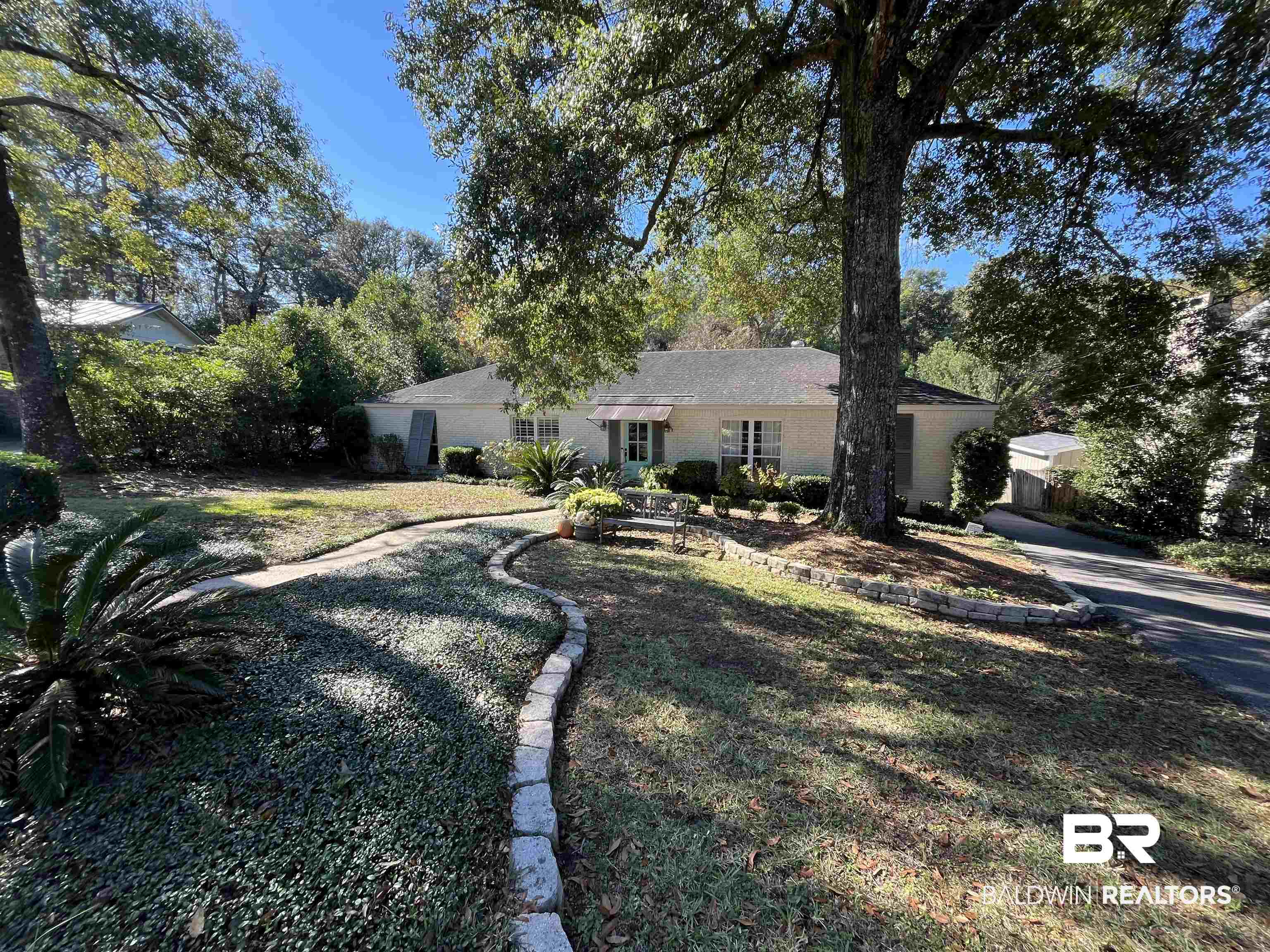 451 Ridgelawn Drive West Mobile, AL 36608 - Photo 3 of 41 View of front facade