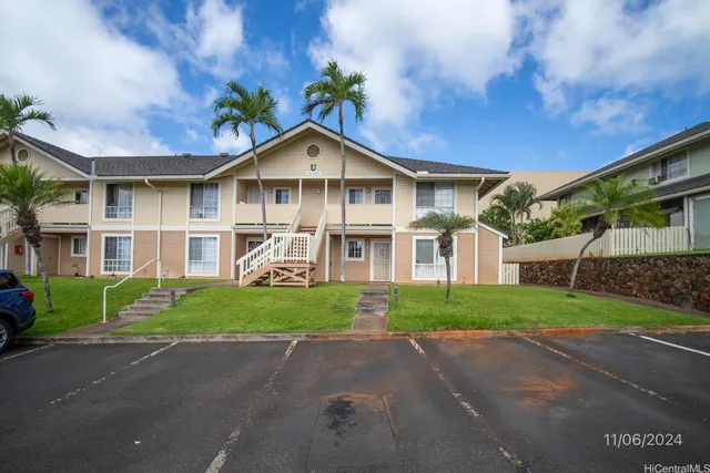 $2,750 | 94-1469 Waipio Uka Street, Unit U104, Waipahu, HI 96797