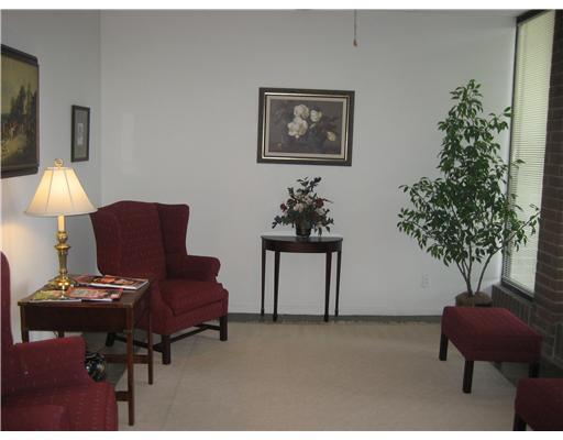 900 Washington Road, Unit 305 Mt. Lebanon, PA 15228 - Photo 3 of 12 Lobby/Reception.