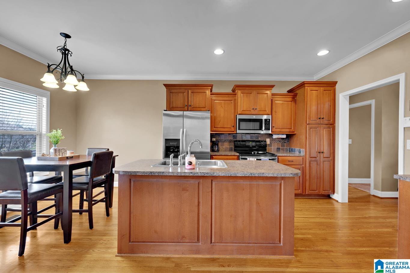 1815 Parc Ridge Circle Warrior, AL 35180 - Photo 5 of 37