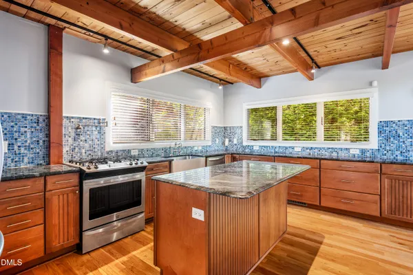 $650,000 | 9904 Penny Road, Raleigh, NC 27606