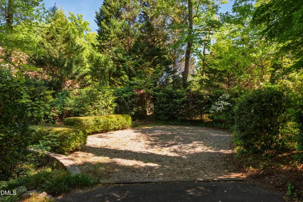 $650,000 | 9904 Penny Road, Raleigh, NC 27606