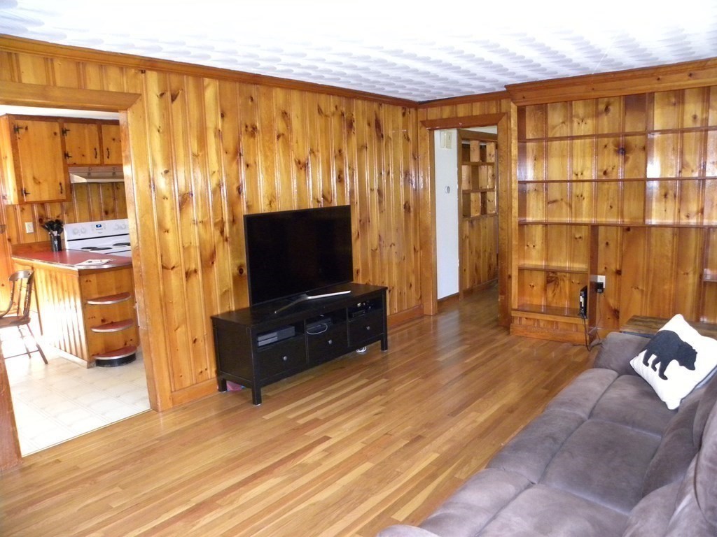 57 Hunt Road Chelmsford, MA 01824 - Photo 18 of 35