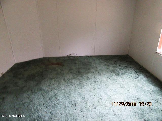 130 Pate Road New Bern, NC 28562 - Photo 10 of 15 130 Pate Bed