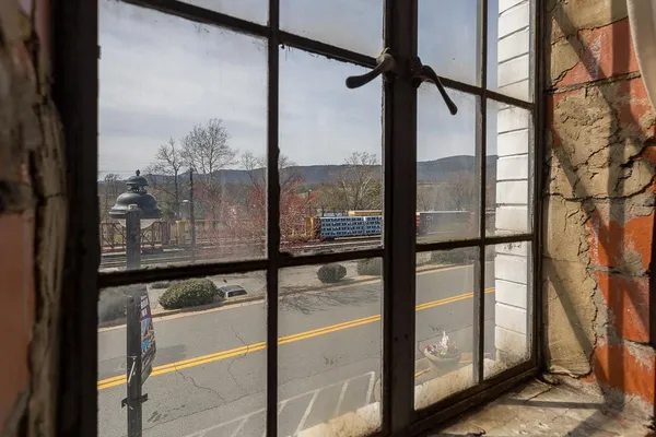 $629,000 | 442 First Street, Shenandoah, VA 22849