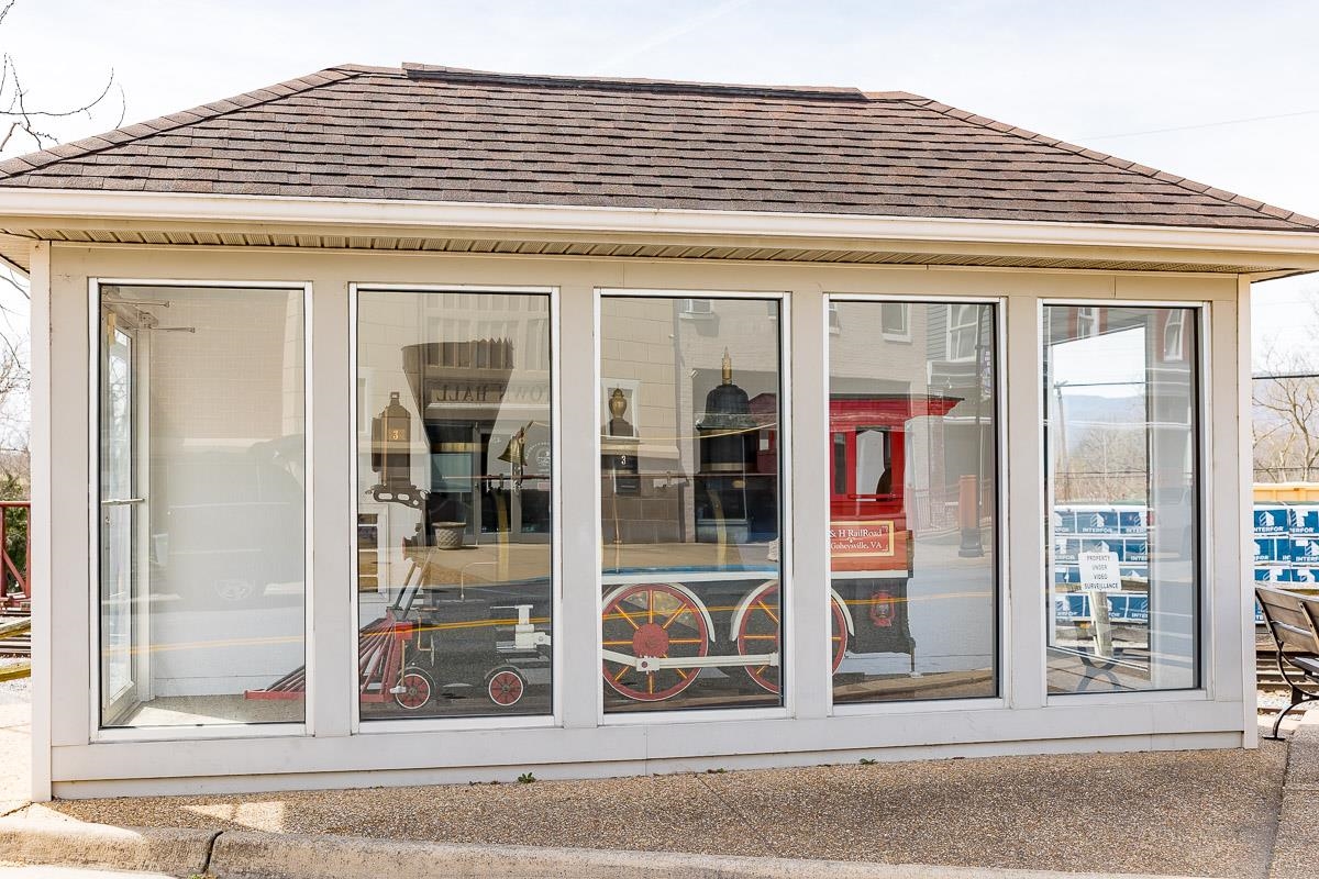 442 First Street Shenandoah, VA 22849 - Photo 71 of 75