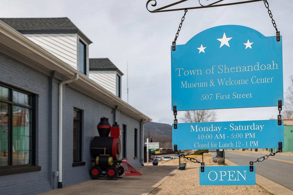 442 First Street Shenandoah, VA 22849 - Photo 73 of 75