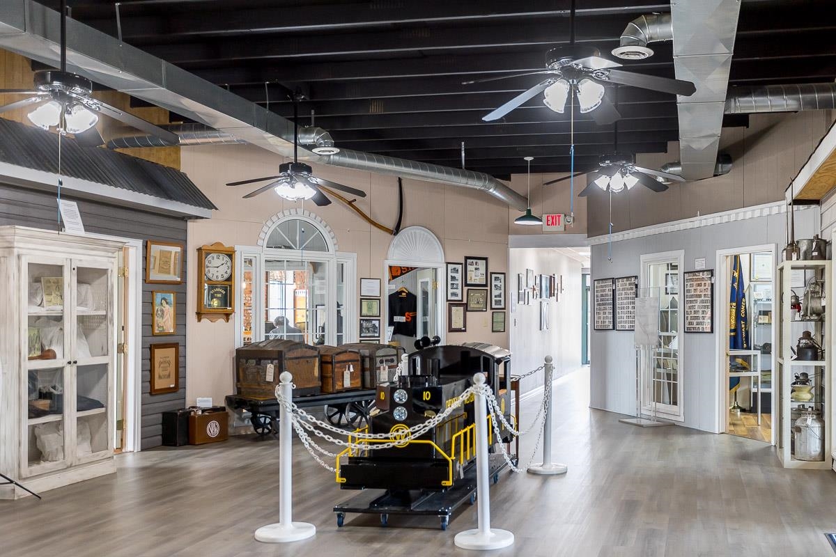 442 First Street Shenandoah, VA 22849 - Photo 74 of 75 a view of a room with gym equipment