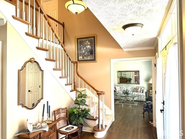 7588 Ridgebrook Newburgh, IN 47630 - Photo 3 of 15
