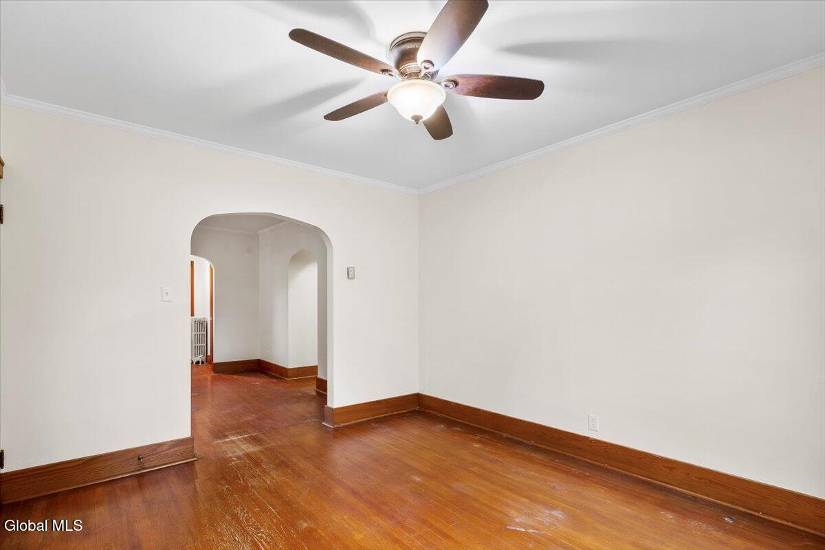 9 Groesbeck Place Bethlehem, NY 12054 - Photo 11 of 43 28-MW2_5079