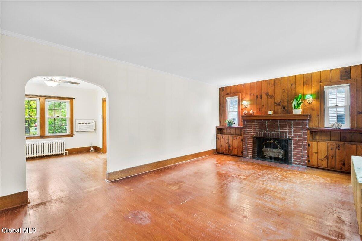 9 Groesbeck Place Bethlehem, NY 12054 - Photo 3 of 43 46-MW2_5049